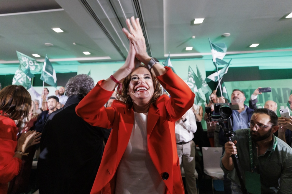La candidata del PSOE-A, María Jesús Montero, inaugura la campaña andaluza en Granada