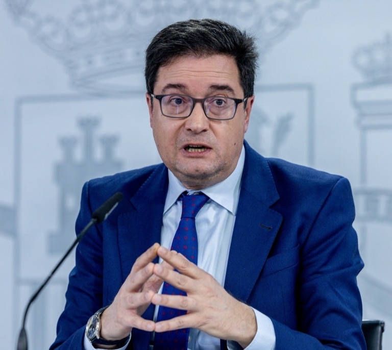 El Gobierno aprueba 27.232 plazas de nuevo empleo público sin apoyo sindical