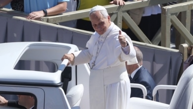 Ayuso entregará la Medalla Internacional de la Comunidad de Madrid al papa León XIV el próximo lunes en el Vaticano