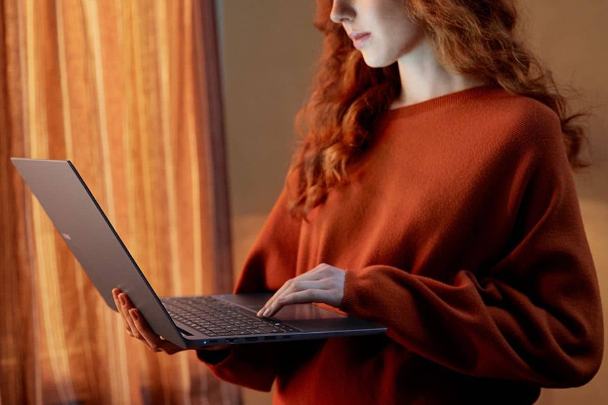 24 horas de ofertas flash en portátiles en PcComponentes: consigue este Samsung por 220€ menos