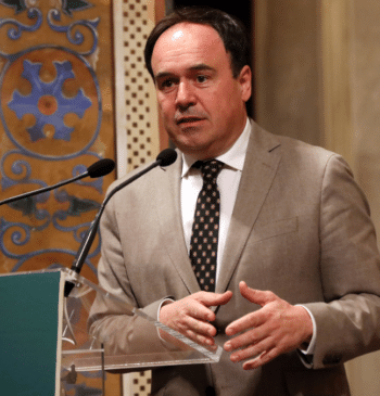 Pérez Llorca anuncia más de 51 millones para saneamiento en Valencia