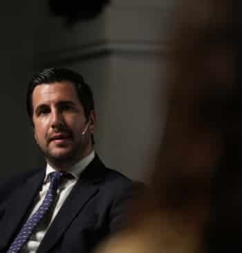 Enrique Riquelme presenta oficialmente su candidatura para presidir el Real Madrid: "Les [...]