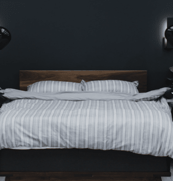Por qué es importante ver a dos robots humanoides haciendo la cama
