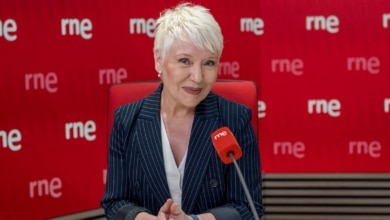La presentadora de RNE Rosa María Molló presentó su dimisión hace tres meses, pero continuará hasta el final de curso
