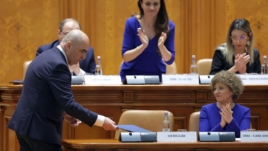 Pacto Frankenstein en Rumanía: socialdemócratas y ultranacionalistas derriban el gobierno de Bolojan