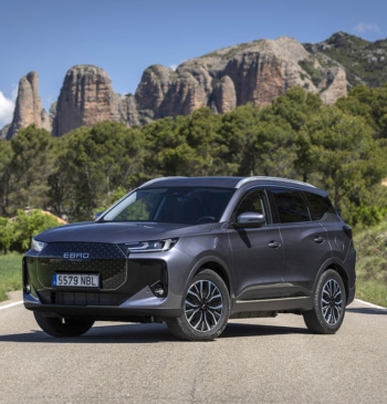 Ebro s700 PHEV: 90 km eléctricos y etiqueta CERO desde 28.990 euros