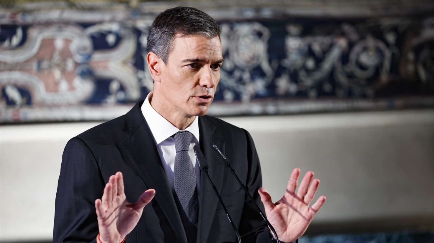 Tezanos mantiene a Sánchez a 11,3 puntos del PP en un CIS elaborado antes del escándalo de Zapatero