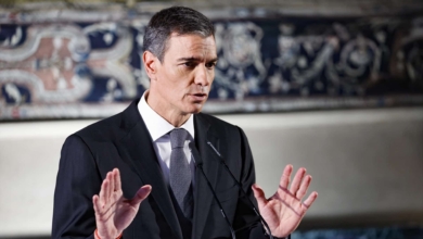Tezanos mantiene a Sánchez a 11,3 puntos del PP en un CIS elaborado antes del escándalo de Zapatero