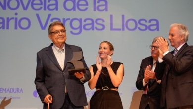 Piden a la RAE reconsiderar la candidatura de Sergio Ramírez para el sillón de Vargas Llosa por su pasado sandinista: "Sería un agravio a las víctimas"