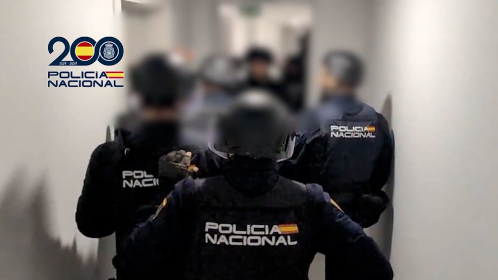 Agentes del operativo de la Policía Nacional durante la operación contra el Tren de Aragua