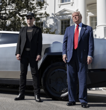 Elon Musk sella su reconciliación con Trump y encabeza la corte de [...]