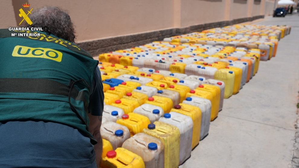 La Guardia Civil interviene 30 toneladas de cocaína.