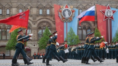 Putin conmemora el Día de la Victoria en paz gracias a Trump y a Zelenski