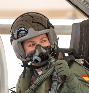 La princesa Leonor vuela por primera vez en un caza F-5 en [...]