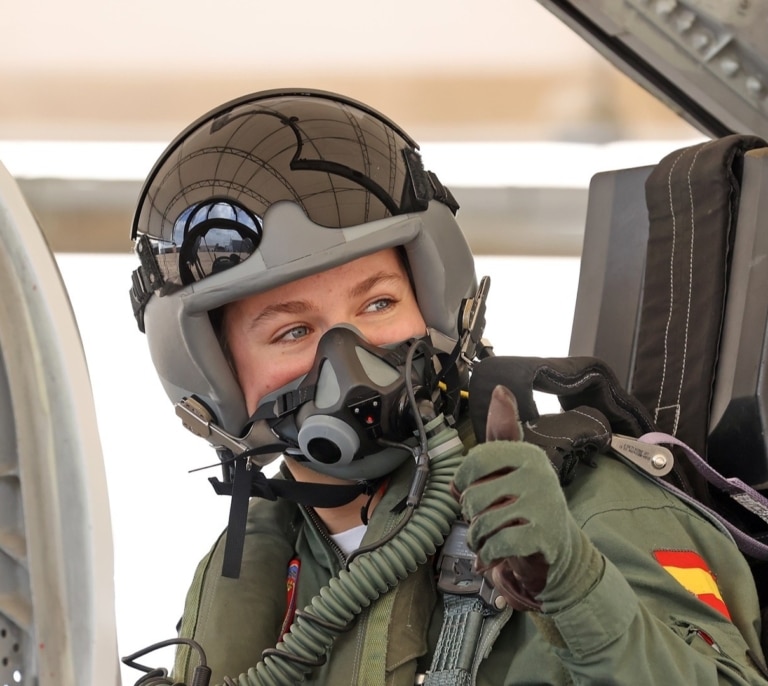 La princesa Leonor vuela por primera vez en un caza F-5 en la recta final de su formación militar