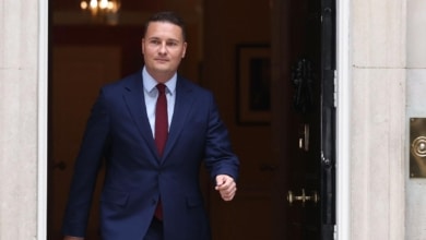 Dimite el ministro británico de Sanidad para desafiar el liderazgo de Starmer