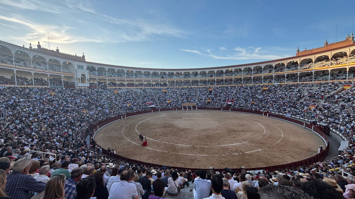 Casi lleno en Las Ventas en la segunda novillada de la Feria de San Isidro.