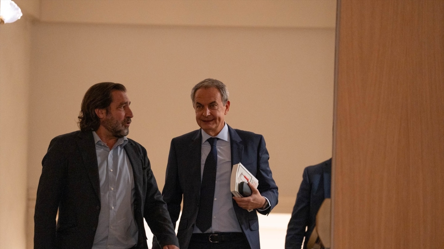 El presidente del Ateneo de Madrid, Luis Arroyo, portavoz autorizado de Zapatero: "Está sorprendido por el informe de la UDEF"