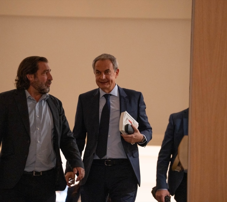 El presidente del Ateneo de Madrid, Luis Arroyo, portavoz autorizado de Zapatero: "Está sorprendido por el informe de la UDEF"