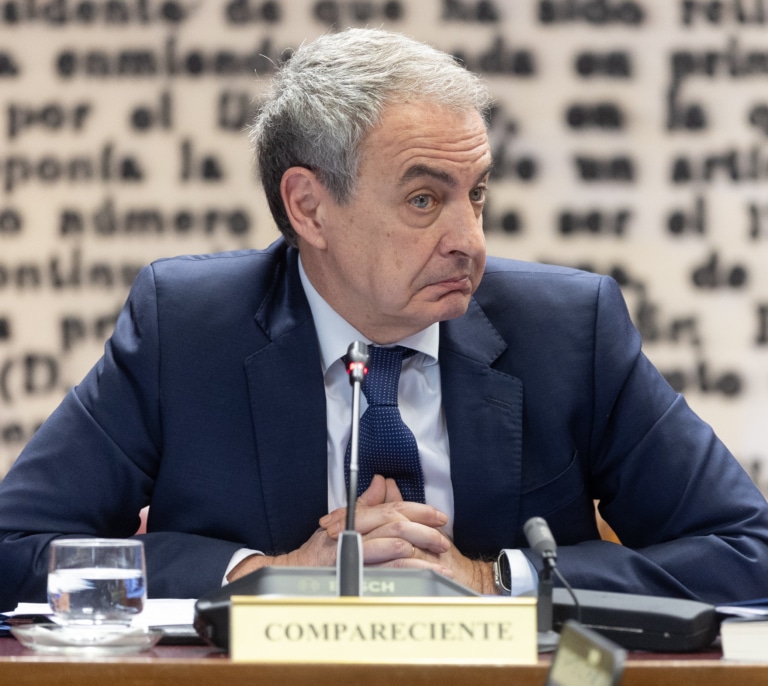 Zapatero se negó a entregar al Senado los informes que hizo para su amigo Julio Martínez