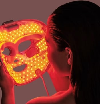 Dispositivos faciales antiedad para usar en casa: Comparativa de los 10 mejores [...]