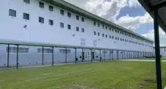 Las cárceles vascas abren la puerta a acercar presos comunes tres años después de priorizar a los de ETA