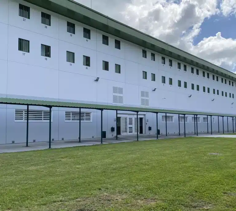 Las cárceles vascas abren la puerta a acercar presos comunes tres años después de priorizar a los de ETA