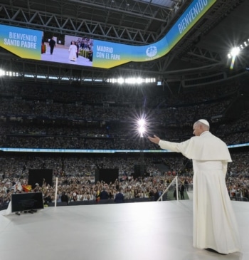 Las mejores imágenes del Papa en el Bernabéu