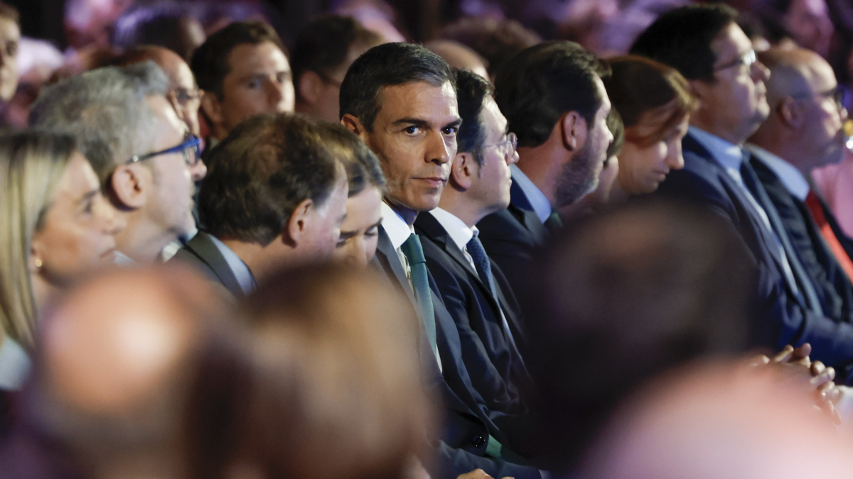 MADRID, 22/06/2026.- El presidente del Gobierno, Pedro Sánchez, durante la clausura del acto "España verde y digital. El impacto del Plan de Recuperación", sobre el impacto que el Plan de Recuperación ha supuesto para la economía española, este lunes en Madrid. EFE/ J.J.Guillen