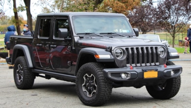 Stellantis alerta del riesgo de incendio en 1,3 millones de unidades de dos modelos de Jeep
