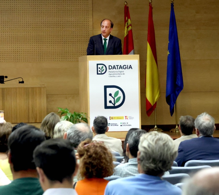 Castilla y León lanza DATAGIA, una plataforma de inteligencia artificial para impulsar la digitalización del sector agroalimentario