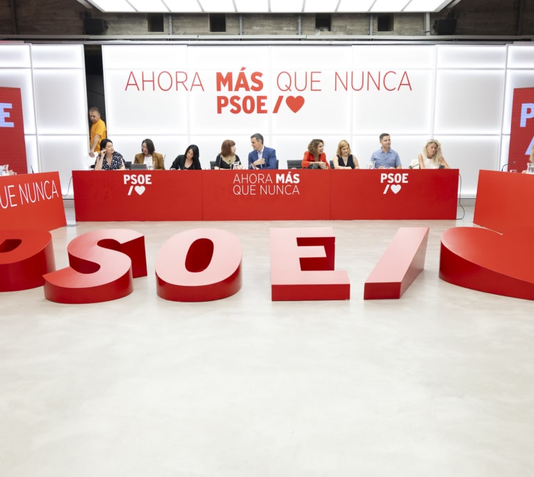 Ferraz insiste en que debe avanzar la causa para querellarse contra Leire Díez y confía en las explicaciones de Zapatero: "Va a entrar a todo"