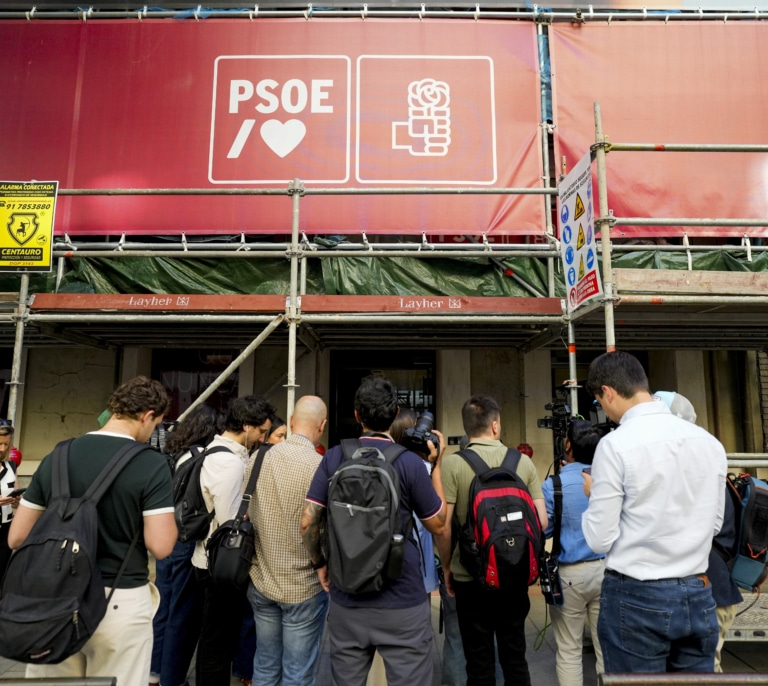 El PSOE da largas a sus prometidas explicaciones por el 'caso Leire Díez': "Necesitamos tiempo"
