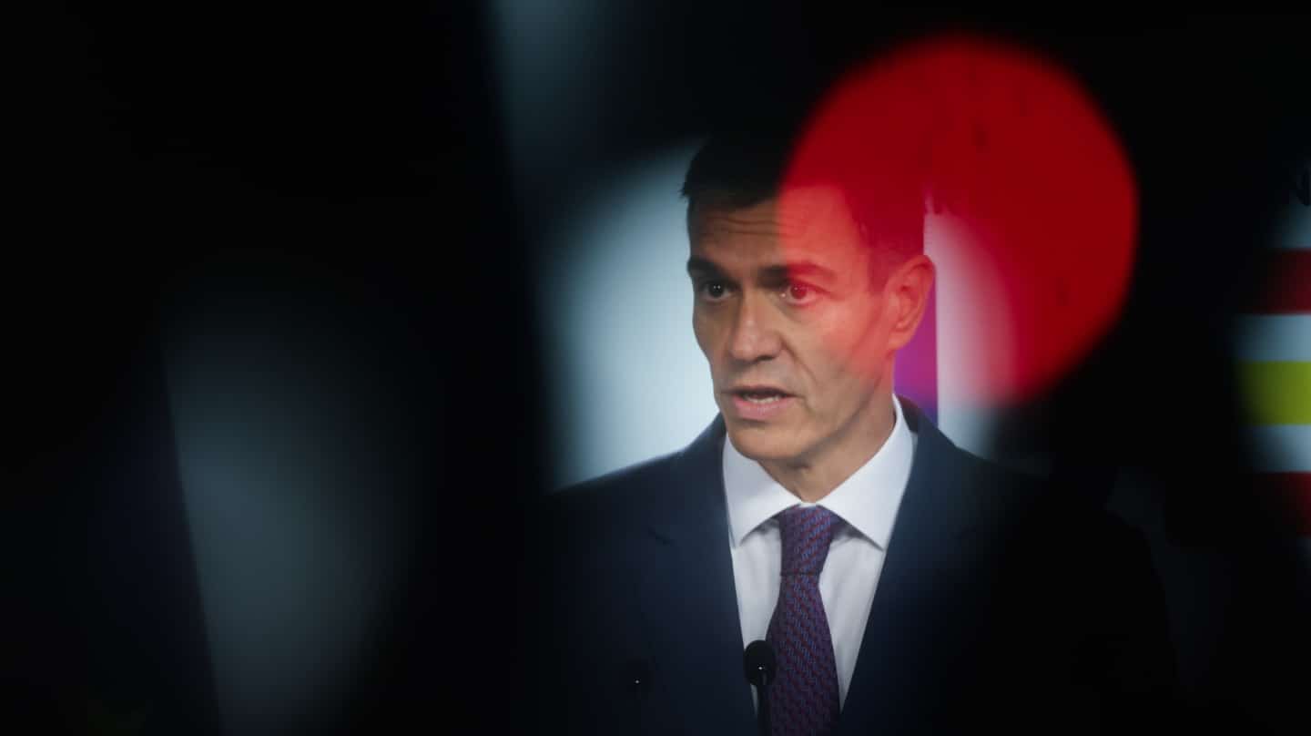 BRUSSELS (Belgium), 19/06/2026.- Spanish Prime Minister Pedro Sanchez speaks at a press conference at the European Council summit in Brussels, Belgium, 19 June 2026. EU heads of state and government meet to discuss the European Union's next long-term budget for 20282034, competitiveness, defence financing, migration, and the situation in the Middle East. (Bélgica, Bruselas) EFE/EPA/OLIVIER HOSLET