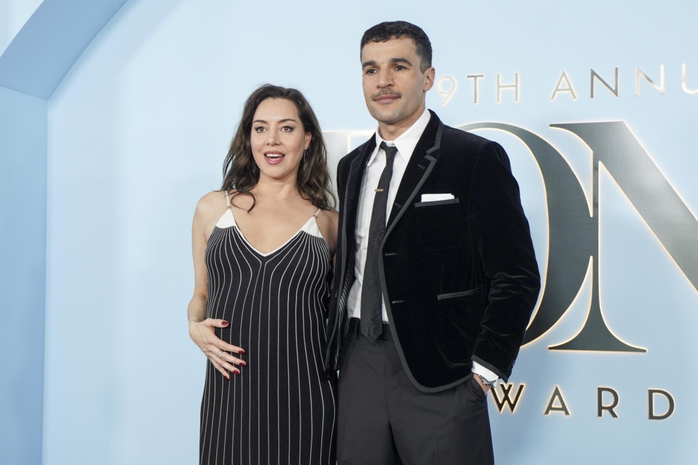 Aubrey Plaza y Chris Abbott en los Premios Tony el pasado 7 de junio