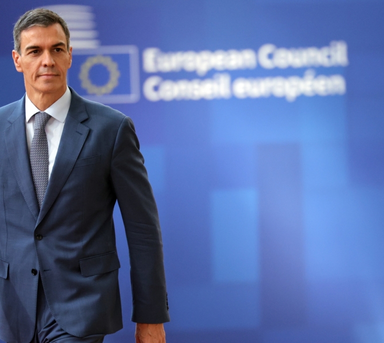 Sánchez abre por primera vez la puerta a anticipar las generales en 2027 si los Presupuestos caen
