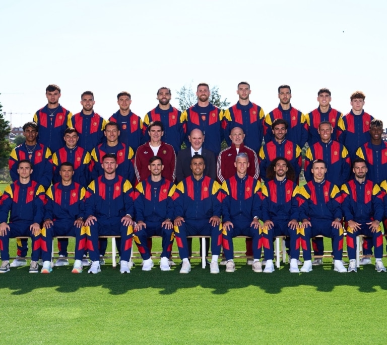 El guiño vintage del chándal de la selección española en el Mundial 2026 que recuerda a Suecia 92'