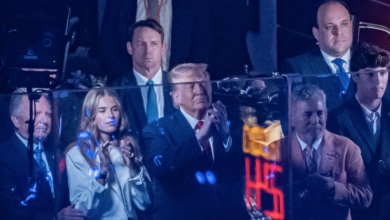 Abucheado durante el himno y dormido en el tercer cuarto: así ha sido el polémico paso de Donald Trump por las Finales de la NBA