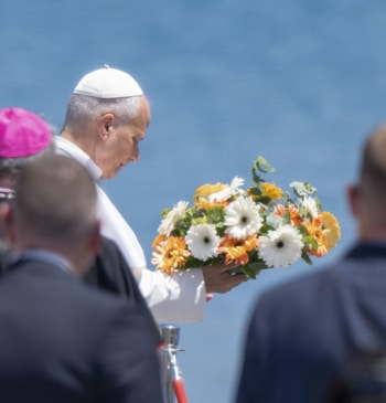 Por qué el papa habla sobre la inmigración pero no critica a [...]