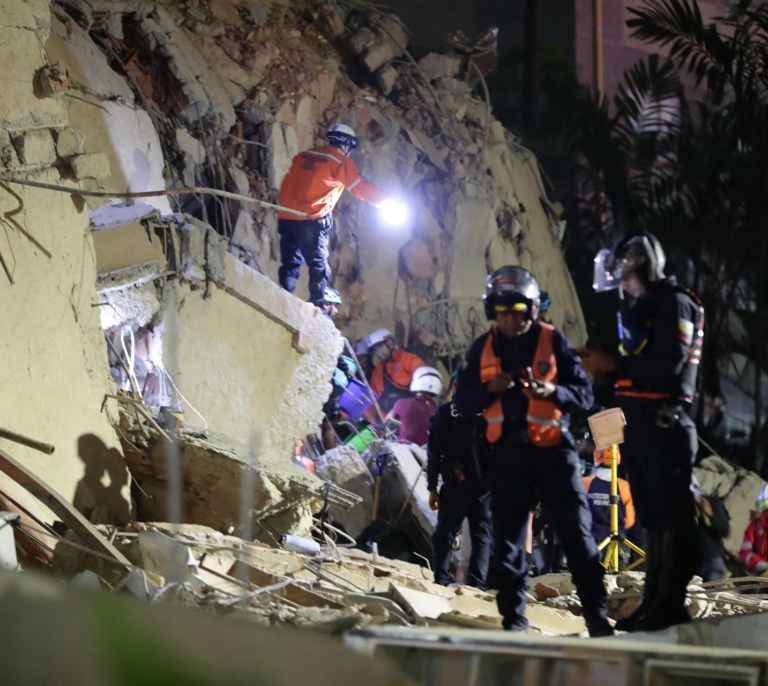 Terremoto en Venezuela: un siglo de tensión acumulada liberada en un fatal doblete sísmico que “multiplica los daños”