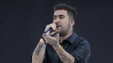 Detenido por presunta agresión sexual el cantante Beret, que cantó ante el Papa en Barcelona