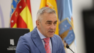 El Consell exige al Gobierno el traspaso de la gestión del litoral y más inversiones para frenar la regresión costera