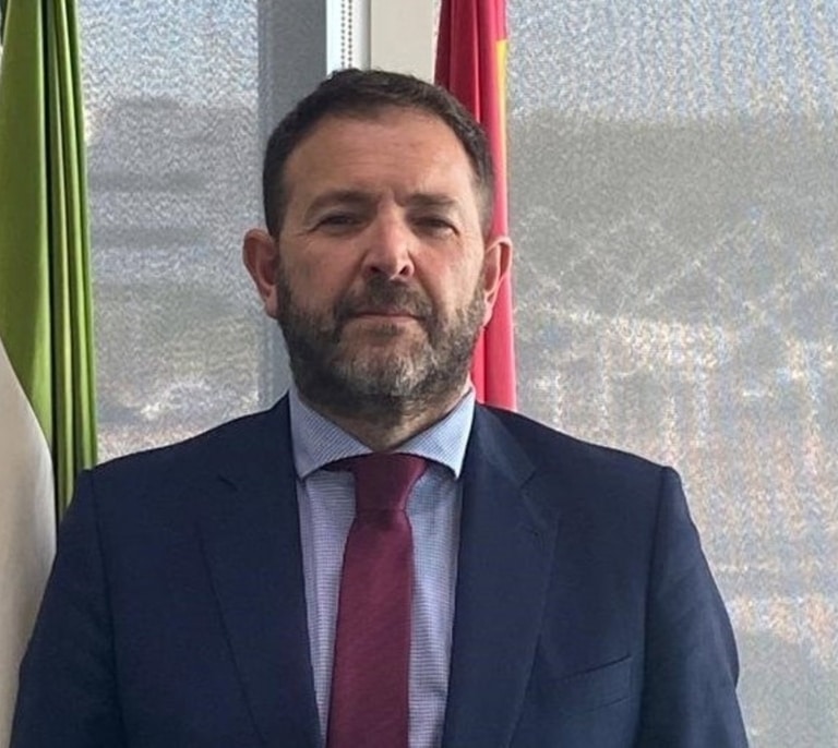 La UCO clona el móvil del directivo de la SEPI que actuó como "los ojos" de las cloacas de Leire