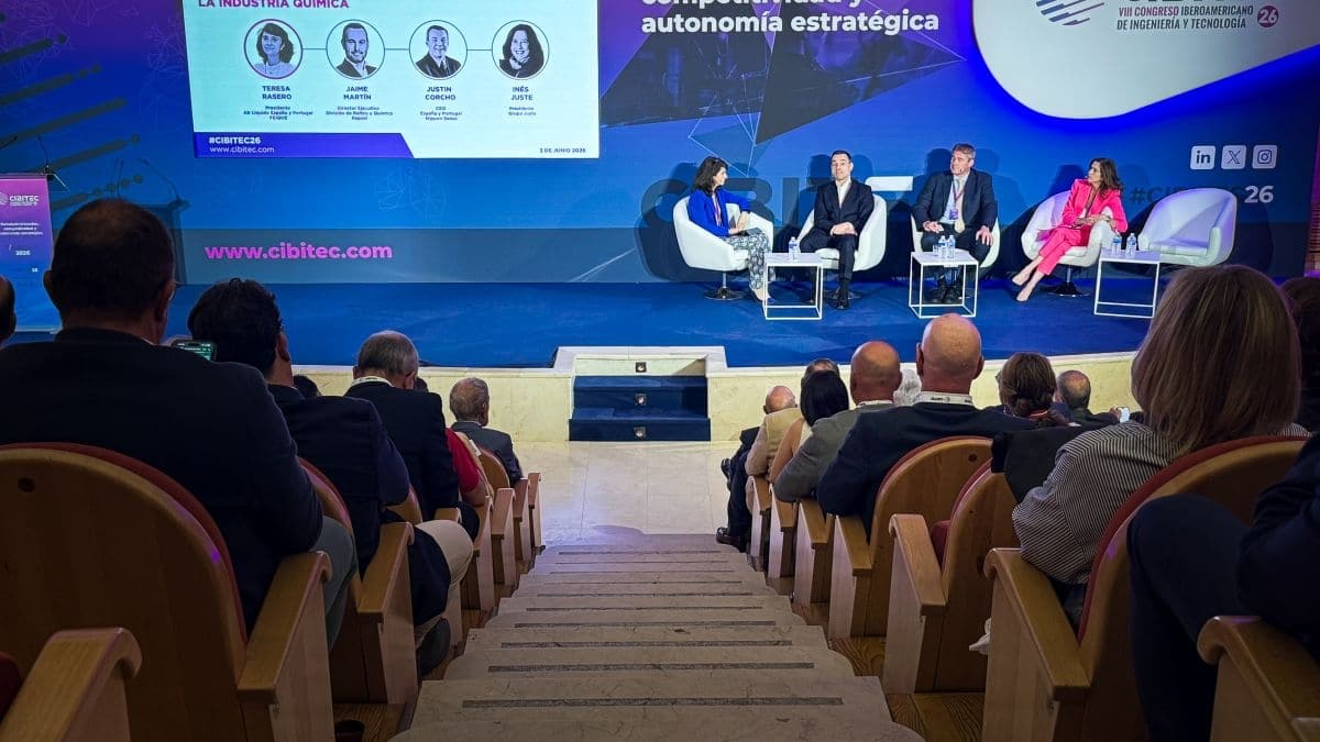 Expertos e industria piden acelerar la reindustrialización para reforzar la autonomía estratégica de España