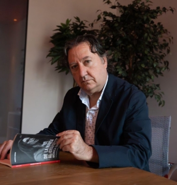Un nuevo libro analiza la gestión de la ministra de Sanidad, Mónica [...]
