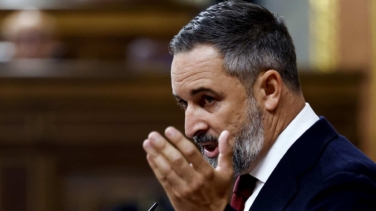 Abascal acusa a Sánchez de estar "maniobrando con sus socios para alterar las elecciones y mantenerse en el poder"