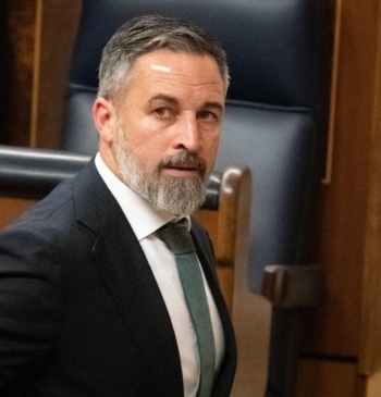 Vox sigue sin aclarar si entrará en el Gobierno de Andalucía mientras [...]