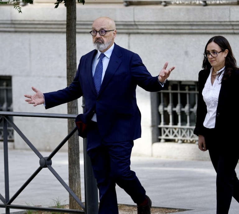 Teijelo confirma que el PSOE le contrató para "interpretar" investigaciones judiciales y que todavía le deben dos pagos