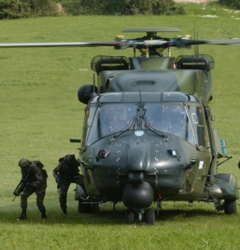 ¿Cuánto cuesta una hora de taller de un helicóptero militar?