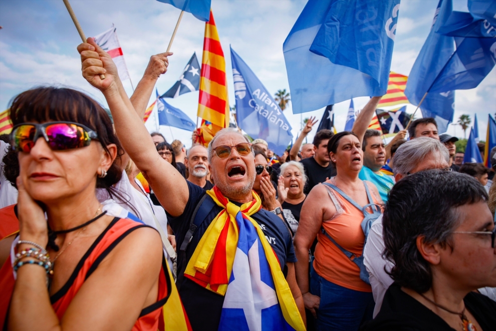 Cientos de personas durante la manifestación convocada por la ANC, a 11 de septiembre de 2025, en Barcelona